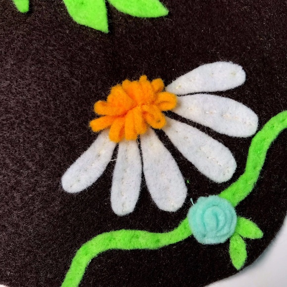 HP - Handmade - OOAK, Guinea Pig Dandelion & Rose Snuffle Mat - Picture 6 of 6